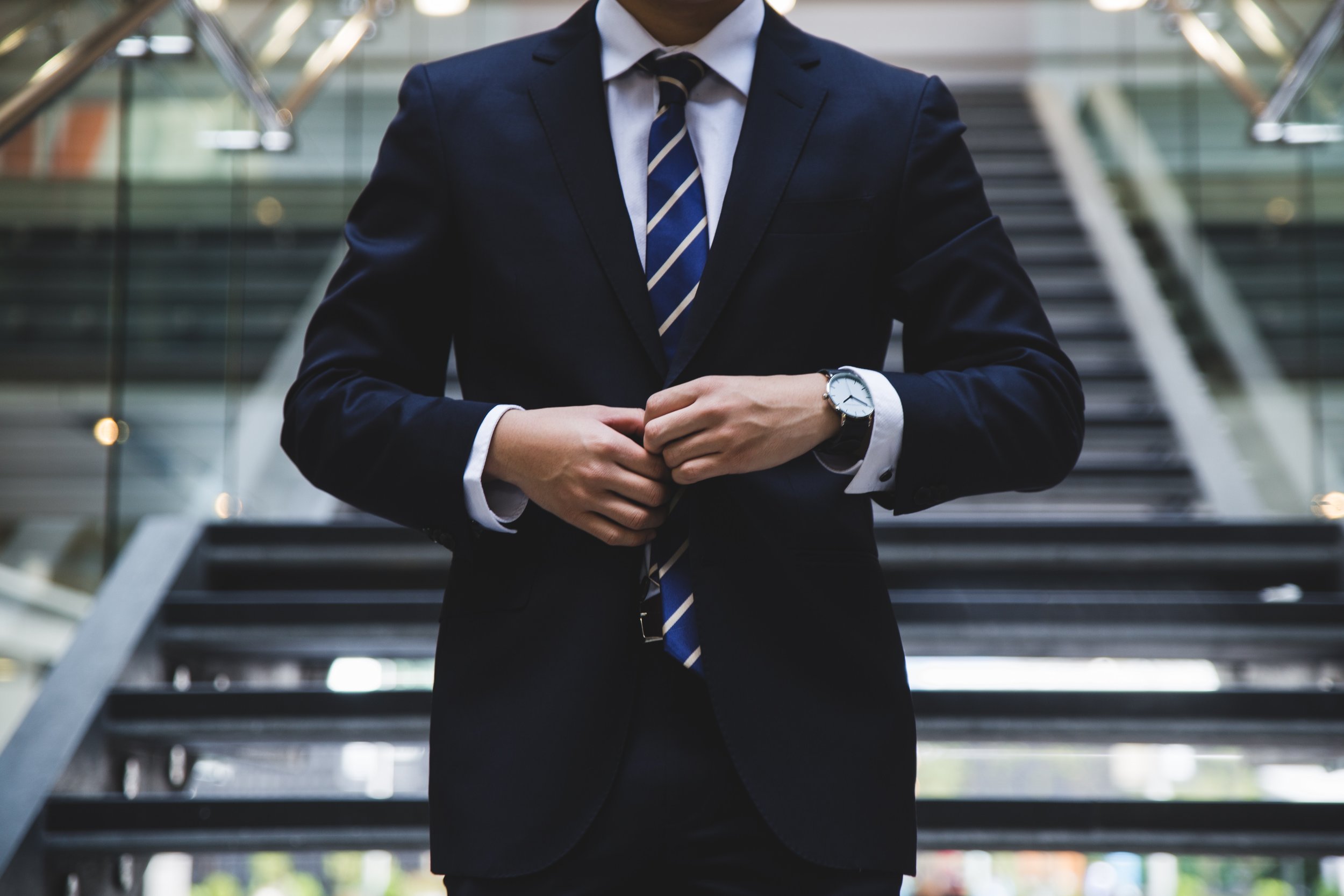 How to Dress Professionally For an Interview
